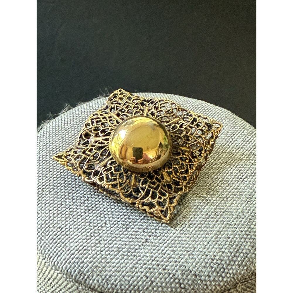 Vintage Filigree Abstract Brooch Gold Tone Geometric Art To Wear Minimalist